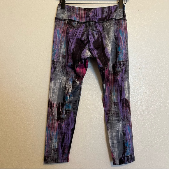 BEYOND YOGA Cropped Leggings Pants High Waist Size Medium - Picture 3 of 8